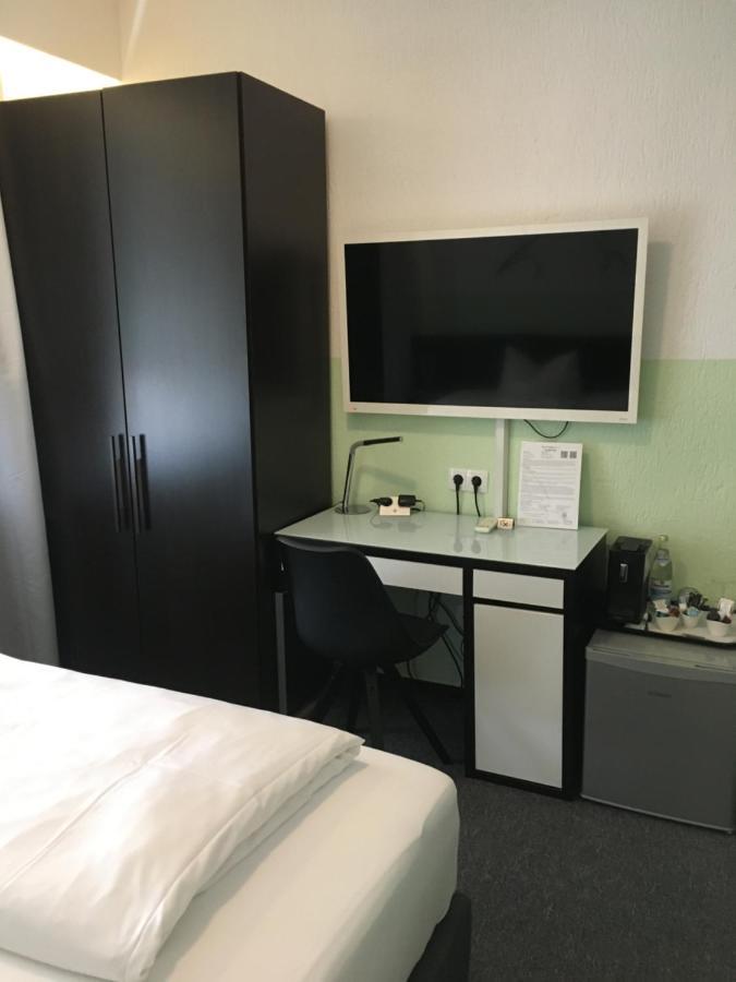 Hotel Augsburg Goldener Falke Номер фото